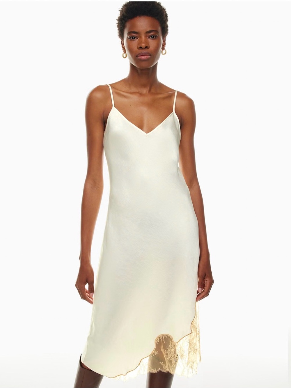 Aritzia Wilfred
Sonnet Satin Dress